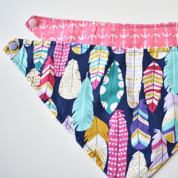 2 pc waterproof baby bibs - Picture 3 of 5